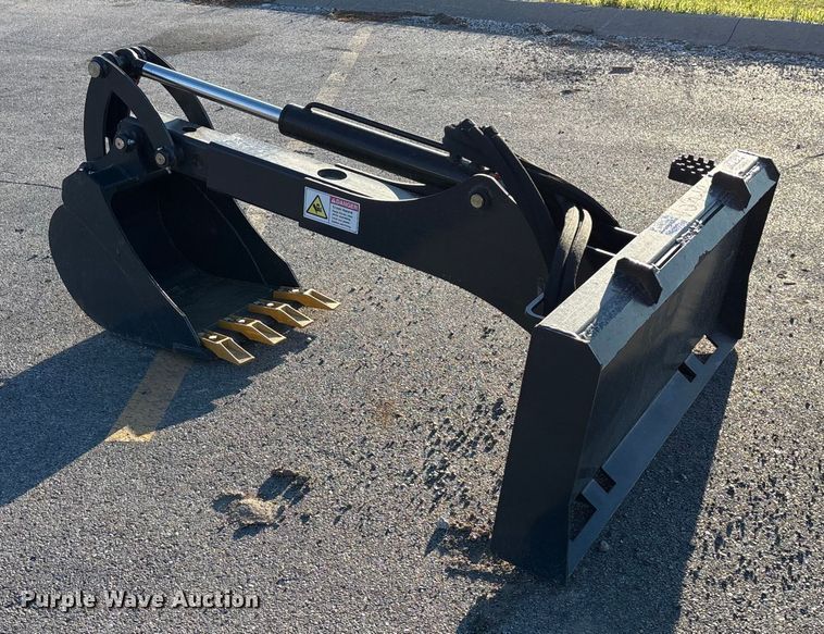 image for item EE4099 2025 Landhonor BH-12-72D skid steer backhoe