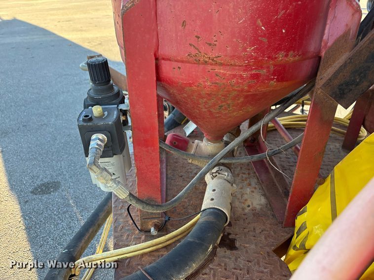 image for item EE4100 Atlas Copco XAS 185 CD7 air compressor