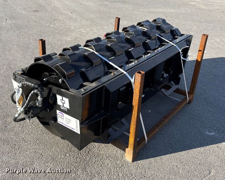 image for item EE4103 2025 GIYI CW59 skid steer vibrator drum roller