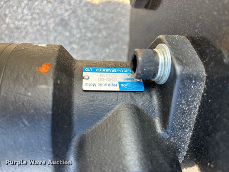 image for item EE4103 2025 GIYI CW59 skid steer vibrator drum roller