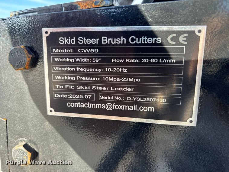 image for item EE4103 2025 GIYI CW59 skid steer vibrator drum roller