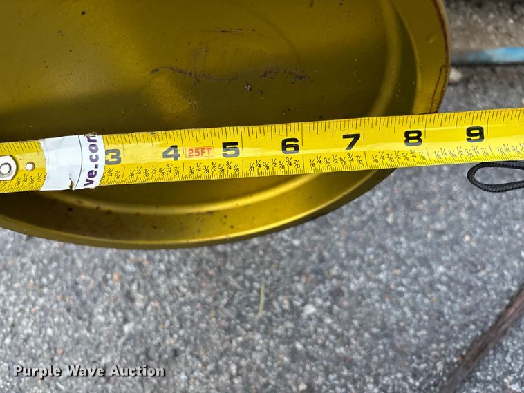 image for item EE4147 2024 Skid steer 680 skid steer post driver