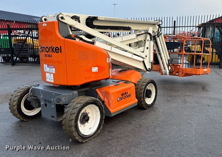 image for item EE4148 2016 Snorkel 846JE boom lift