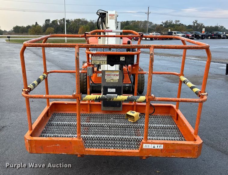 image for item EE4148 2016 Snorkel 846JE boom lift