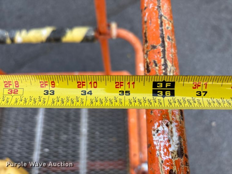 image for item EE4148 2016 Snorkel 846JE boom lift