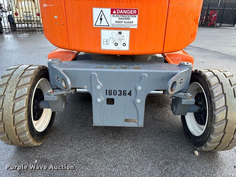 image for item EE4148 2016 Snorkel 846JE boom lift