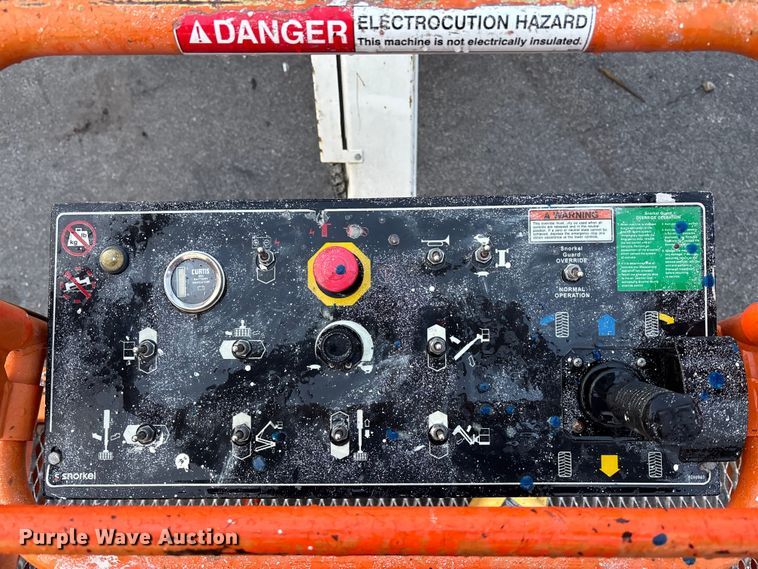 image for item EE4148 2016 Snorkel 846JE boom lift