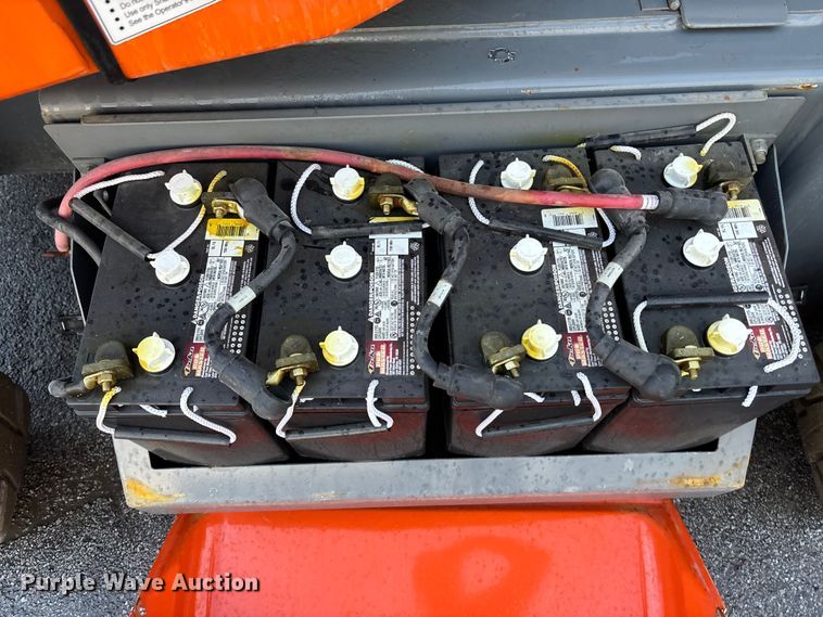 image for item EE4148 2016 Snorkel 846JE boom lift