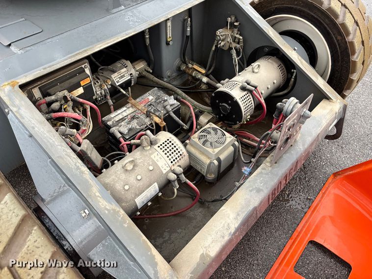 image for item EE4148 2016 Snorkel 846JE boom lift