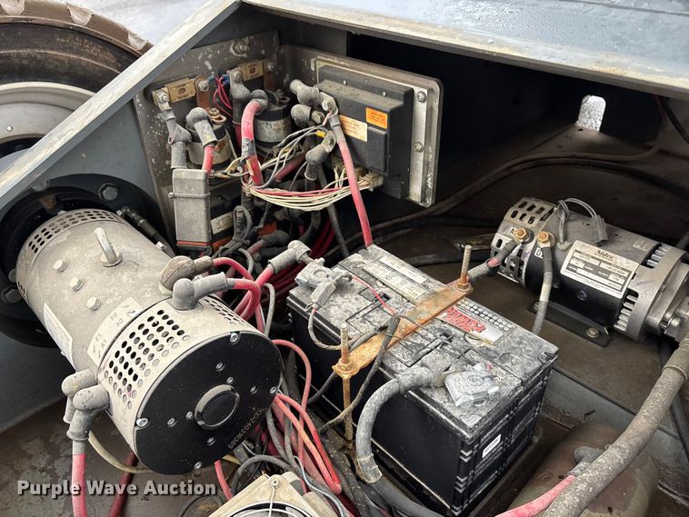 image for item EE4148 2016 Snorkel 846JE boom lift