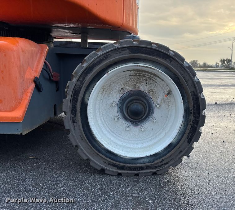 image for item EE4148 2016 Snorkel 846JE boom lift