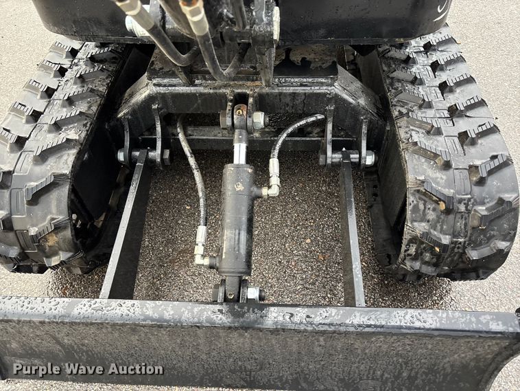 image for item EE4150 2025 CFG industrial MH 12 R mini excavator