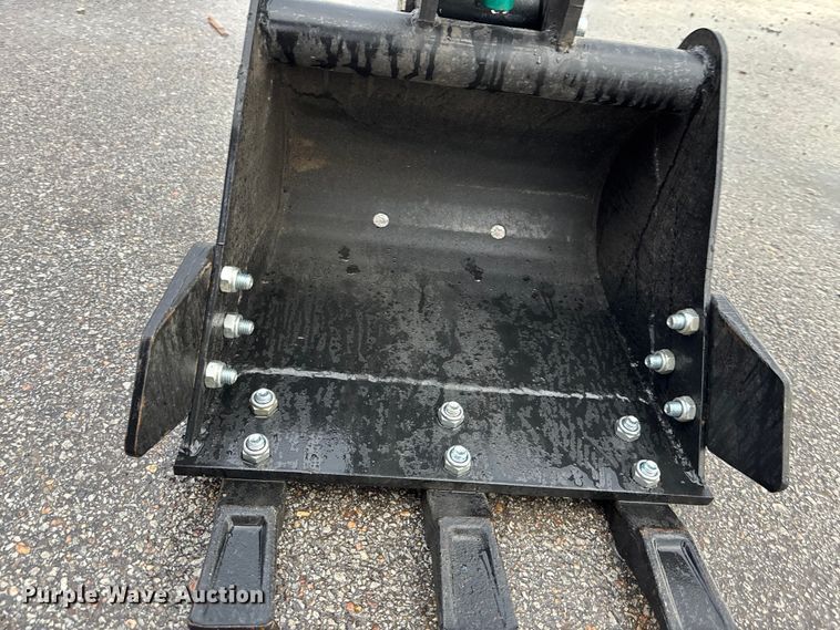 image for item EE4150 2025 CFG industrial MH 12 R mini excavator