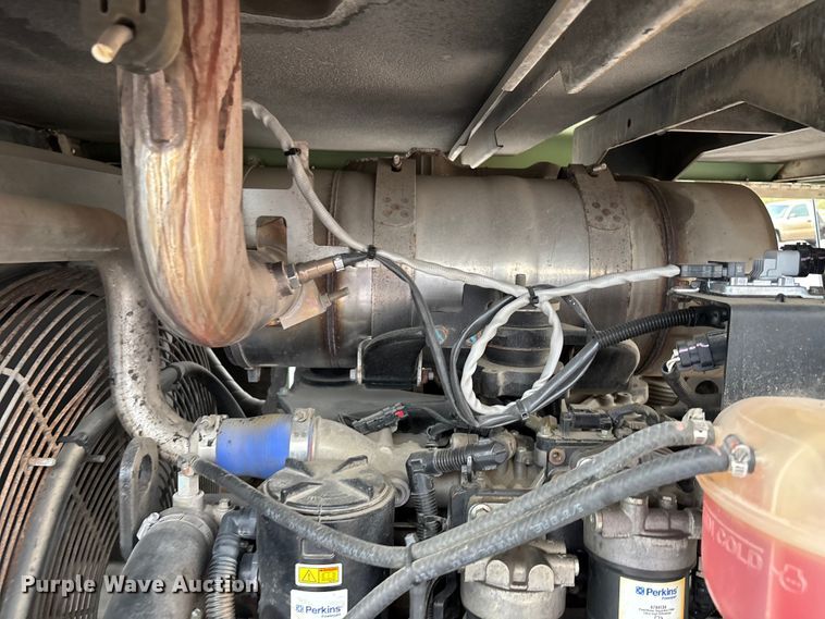 image for item EE4151 2019 Sullair 425DH air compressor