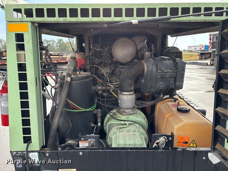 image for item EE4151 2019 Sullair 425DH air compressor