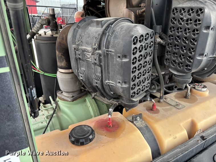 image for item EE4151 2019 Sullair 425DH air compressor