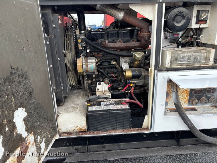 image for item EE4153 Whisperwatt MQ power generator