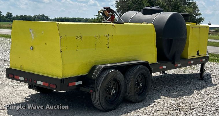 image for item EF2077 2022 Tank Fuel trailer