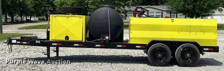 image for item EF2077 2022 Tank Fuel trailer