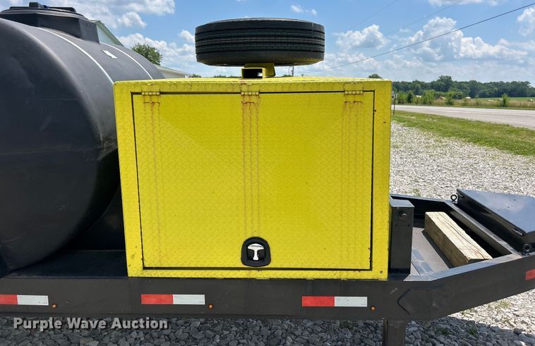 image for item EF2077 2022 Tank Fuel trailer