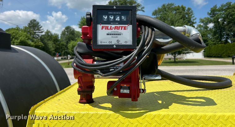 image for item EF2077 2022 Tank Fuel trailer