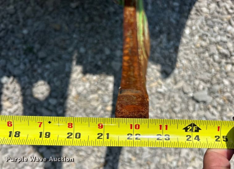 image for item EF2081 2022 Sennebogen 718 tree care material handler