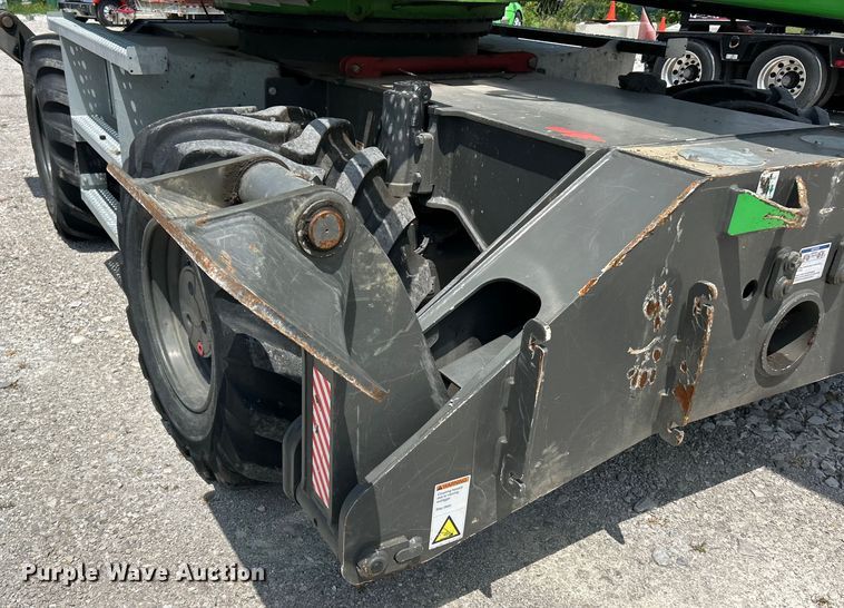 image for item EF2081 2022 Sennebogen 718 tree care material handler