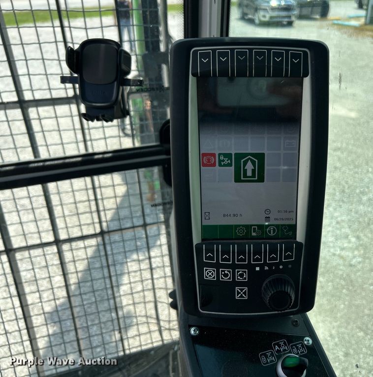 image for item EF2081 2022 Sennebogen 718 tree care material handler