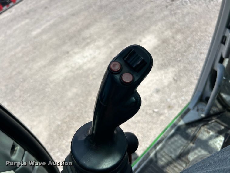 image for item EF2081 2022 Sennebogen 718 tree care material handler