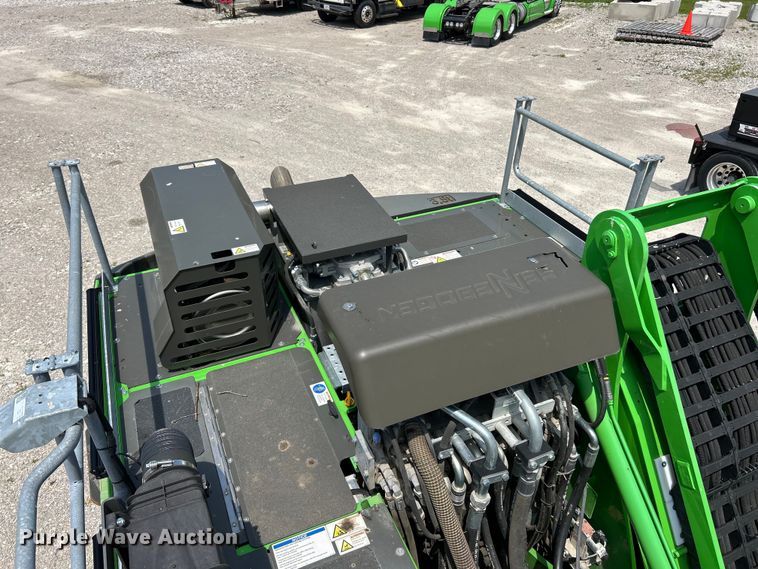 image for item EF2081 2022 Sennebogen 718 tree care material handler