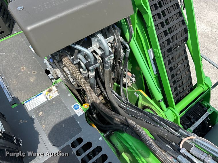 image for item EF2081 2022 Sennebogen 718 tree care material handler