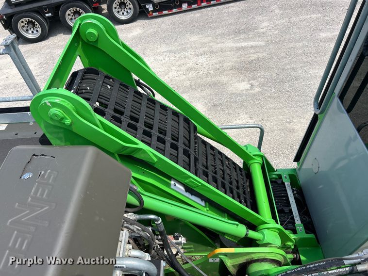 image for item EF2081 2022 Sennebogen 718 tree care material handler
