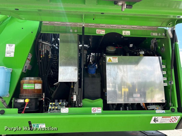 image for item EF2081 2022 Sennebogen 718 tree care material handler