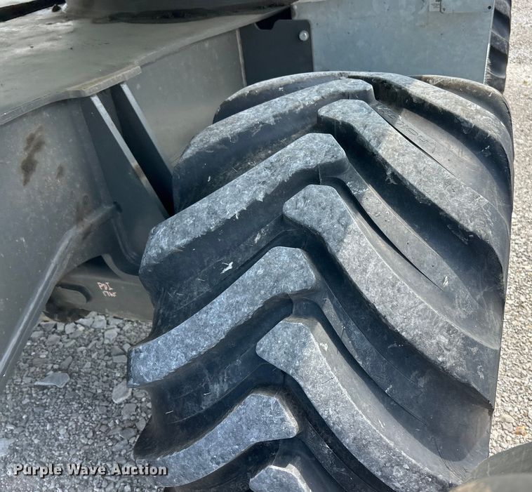 image for item EF2081 2022 Sennebogen 718 tree care material handler