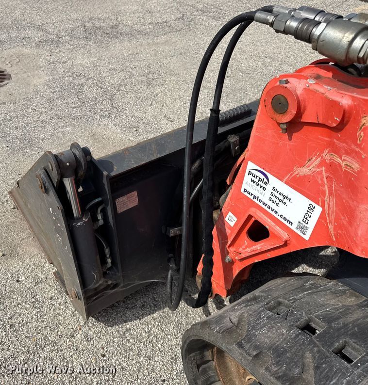 image for item EF2192 Kubota SVL65-2 tracked skid steer loader