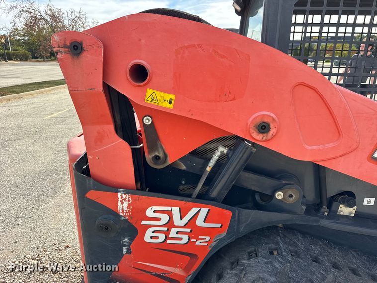 image for item EF2192 Kubota SVL65-2 tracked skid steer loader
