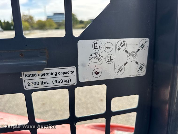 image for item EF2192 Kubota SVL65-2 tracked skid steer loader