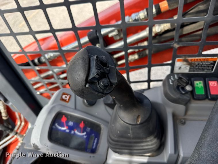 image for item EF2192 Kubota SVL65-2 tracked skid steer loader