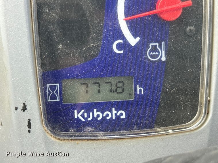 image for item EF2192 Kubota SVL65-2 tracked skid steer loader