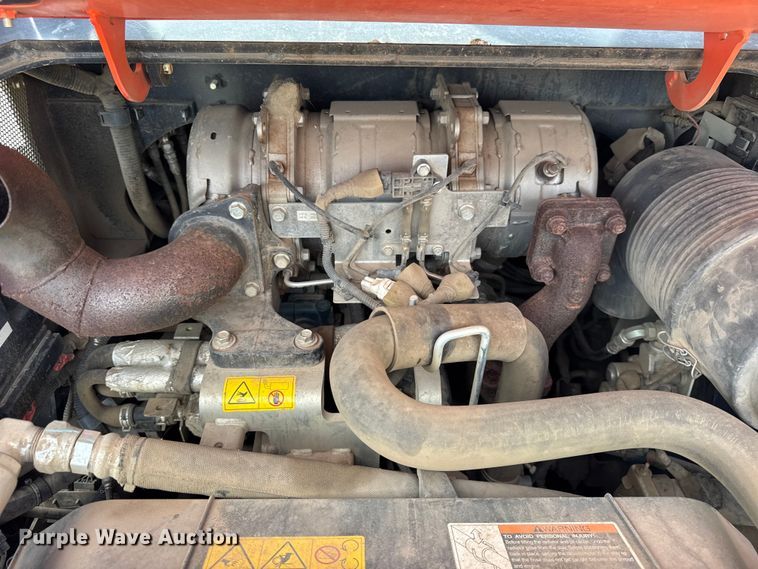 image for item EF2192 Kubota SVL65-2 tracked skid steer loader