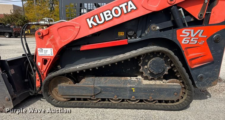 image for item EF2192 Kubota SVL65-2 tracked skid steer loader