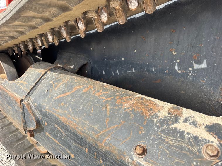 image for item EF2192 Kubota SVL65-2 tracked skid steer loader