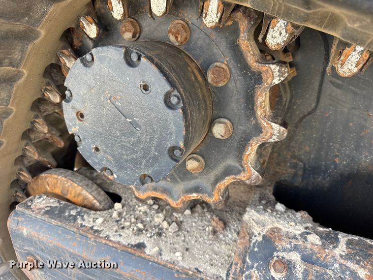 image for item EF2192 Kubota SVL65-2 tracked skid steer loader