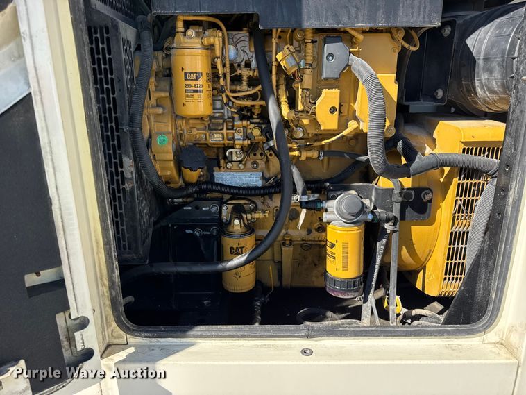 image for item EF2205 2012 Caterpillar XQ100-6 generator