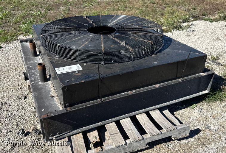 image for item EF2216 Wirtgen  2200  radiator 