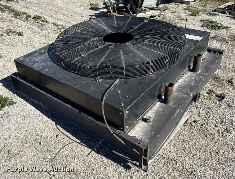 image for item EF2216 Wirtgen  2200  radiator 