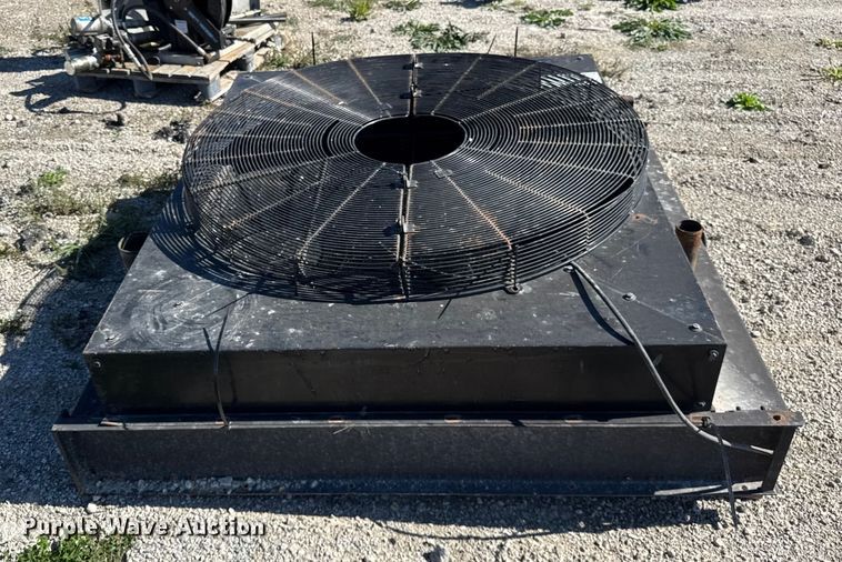 image for item EF2216 Wirtgen  2200  radiator 