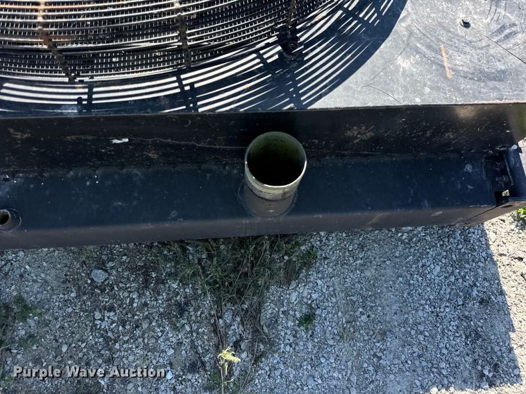 image for item EF2216 Wirtgen  2200  radiator 