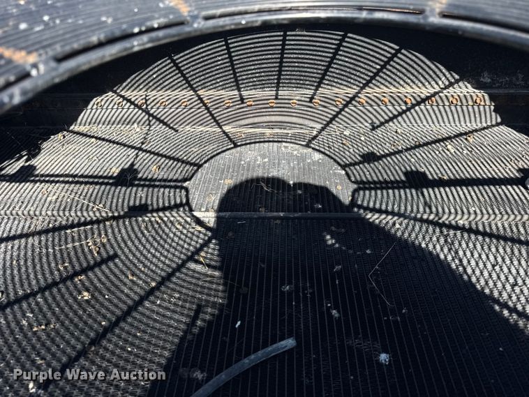 image for item EF2216 Wirtgen  2200  radiator 