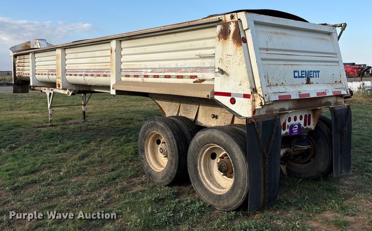 image for item EF6071 2004 Clement LW3834-AIR end dump trailer